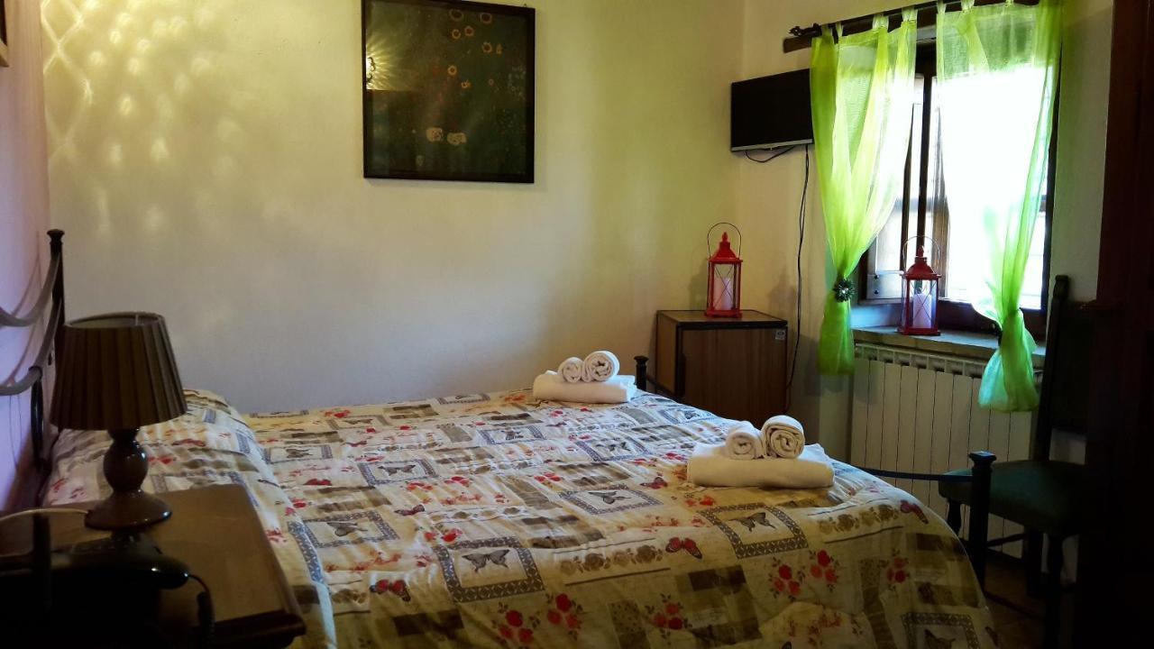 Il Casale Del Grillo Perugia Bagian luar foto